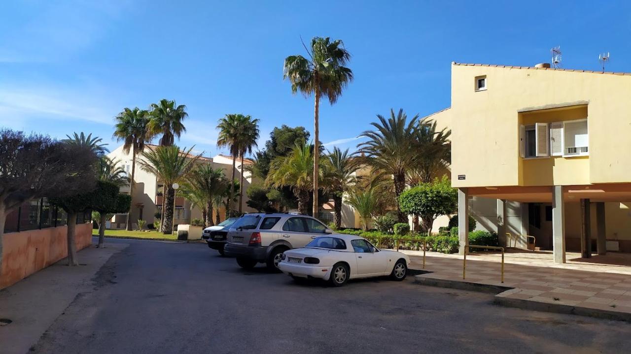 Atractivo Apartamento En La Playa Con Parking Roquetas de Mar Exterior photo